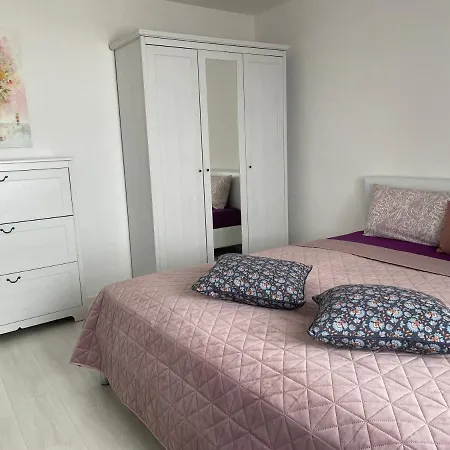 Lägenhet Azur Ferienwohnung 200 Meter Zum